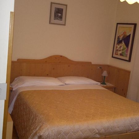 Hotel Zoldana Forno di Zoldo Pokoj fotografie