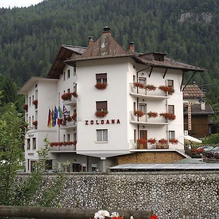 Hotel Zoldana Forno di Zoldo Exteriér fotografie
