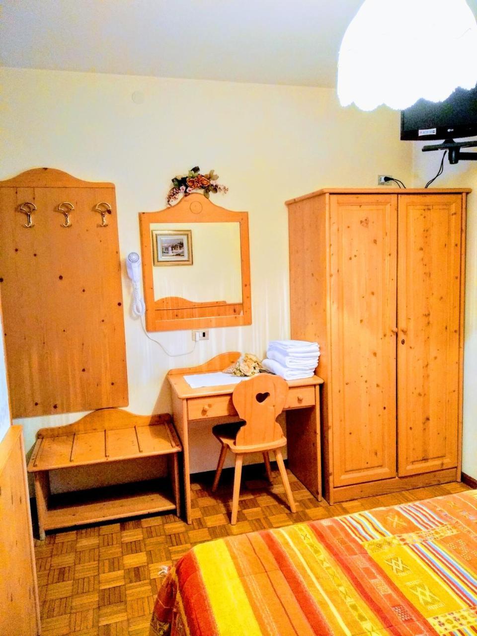 Hotel Zoldana Forno di Zoldo Exteriér fotografie